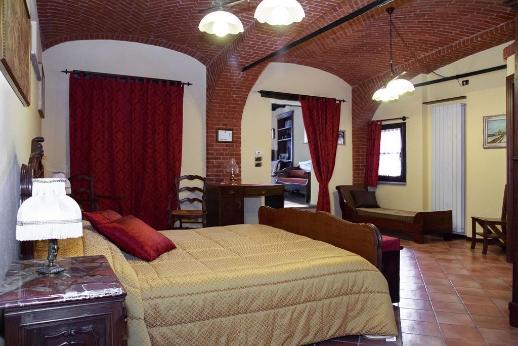Bed and Breakfast Casa Del Grande Vecchio à Airasca Extérieur photo