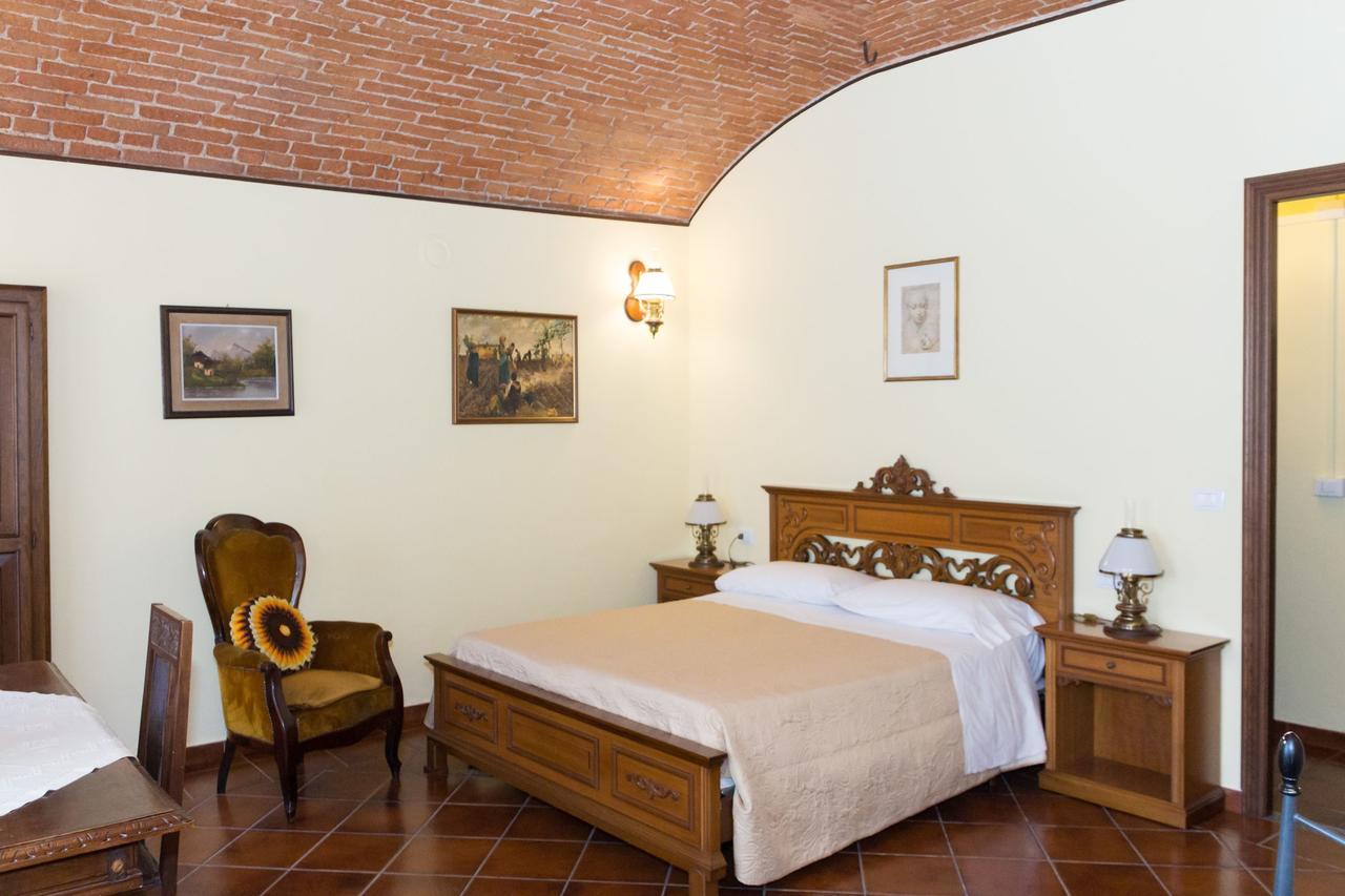 Bed and Breakfast Casa Del Grande Vecchio à Airasca Extérieur photo