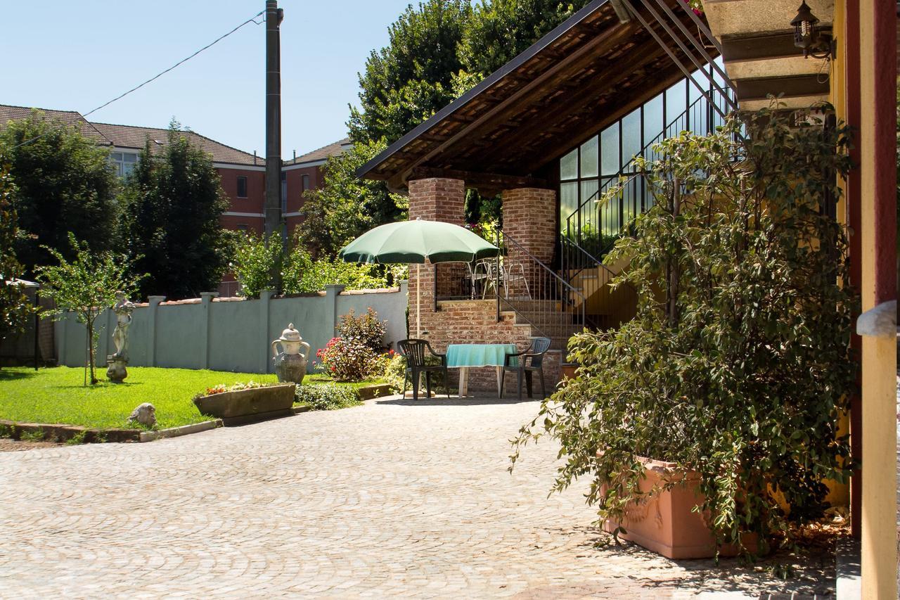 Bed and Breakfast Casa Del Grande Vecchio à Airasca Extérieur photo