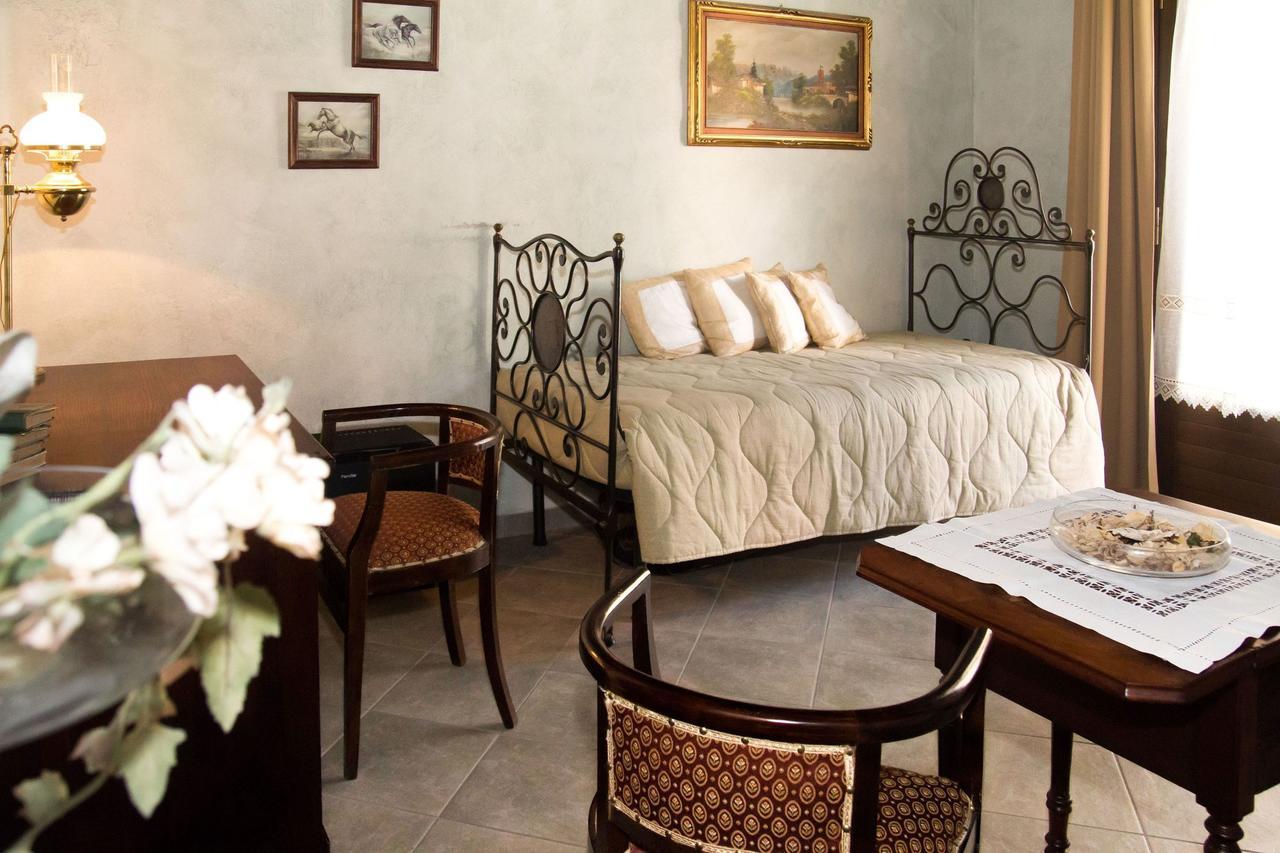 Bed and Breakfast Casa Del Grande Vecchio à Airasca Extérieur photo