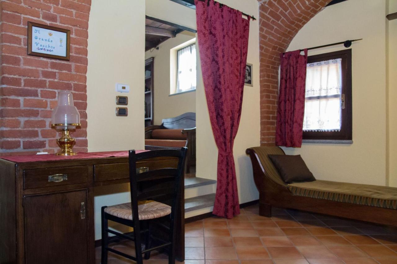 Bed and Breakfast Casa Del Grande Vecchio à Airasca Extérieur photo